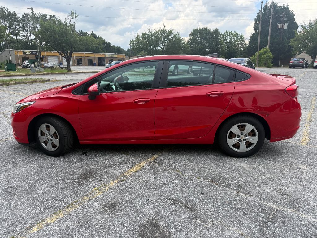 2017 Chevrolet Cruze LS - Photo 7