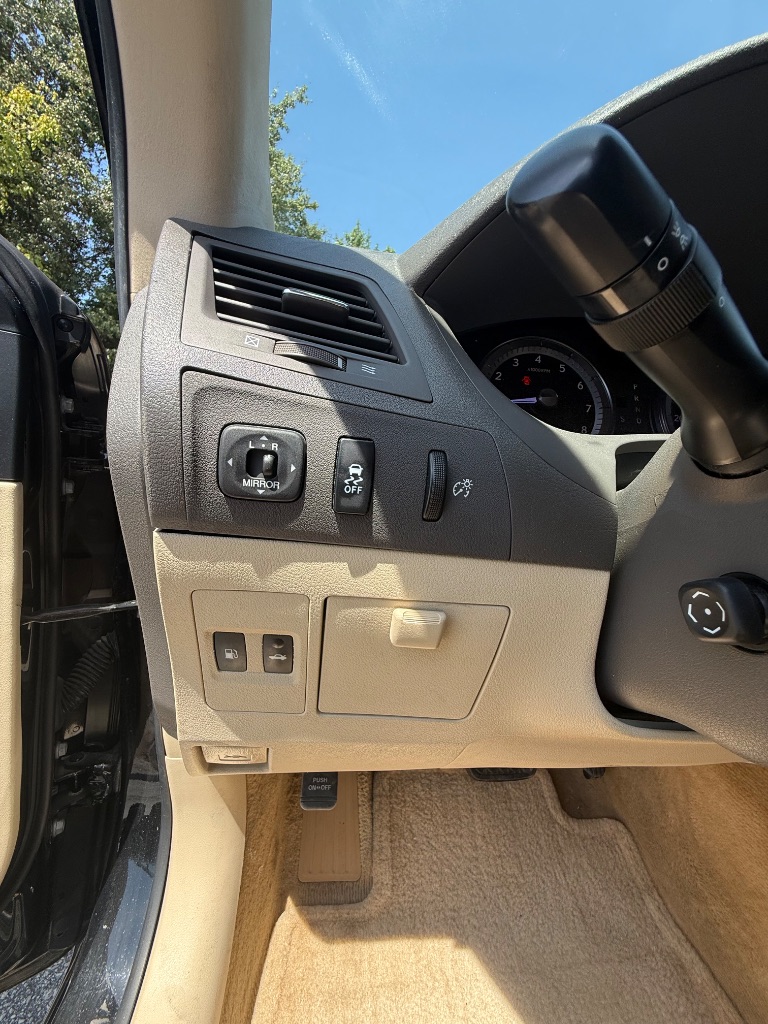 2010 Lexus ES 350 - Photo 12